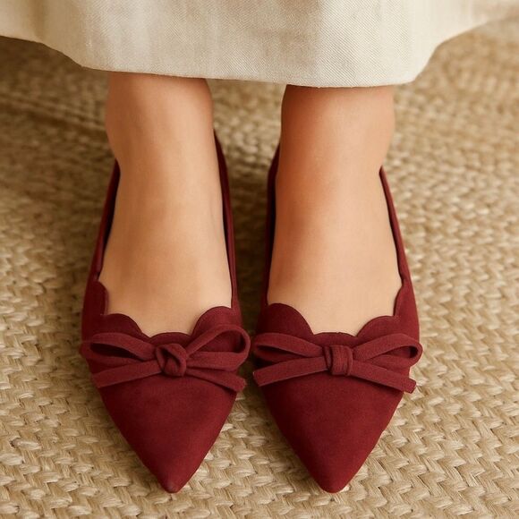 NWT Kate Spade Eleni Flex Burgundy Scalloped Suede Bow Flat Shoes Size 6.5 M - Picture 1 of 9